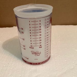 Pampered Chef 1 cup wet/dry measuring cup